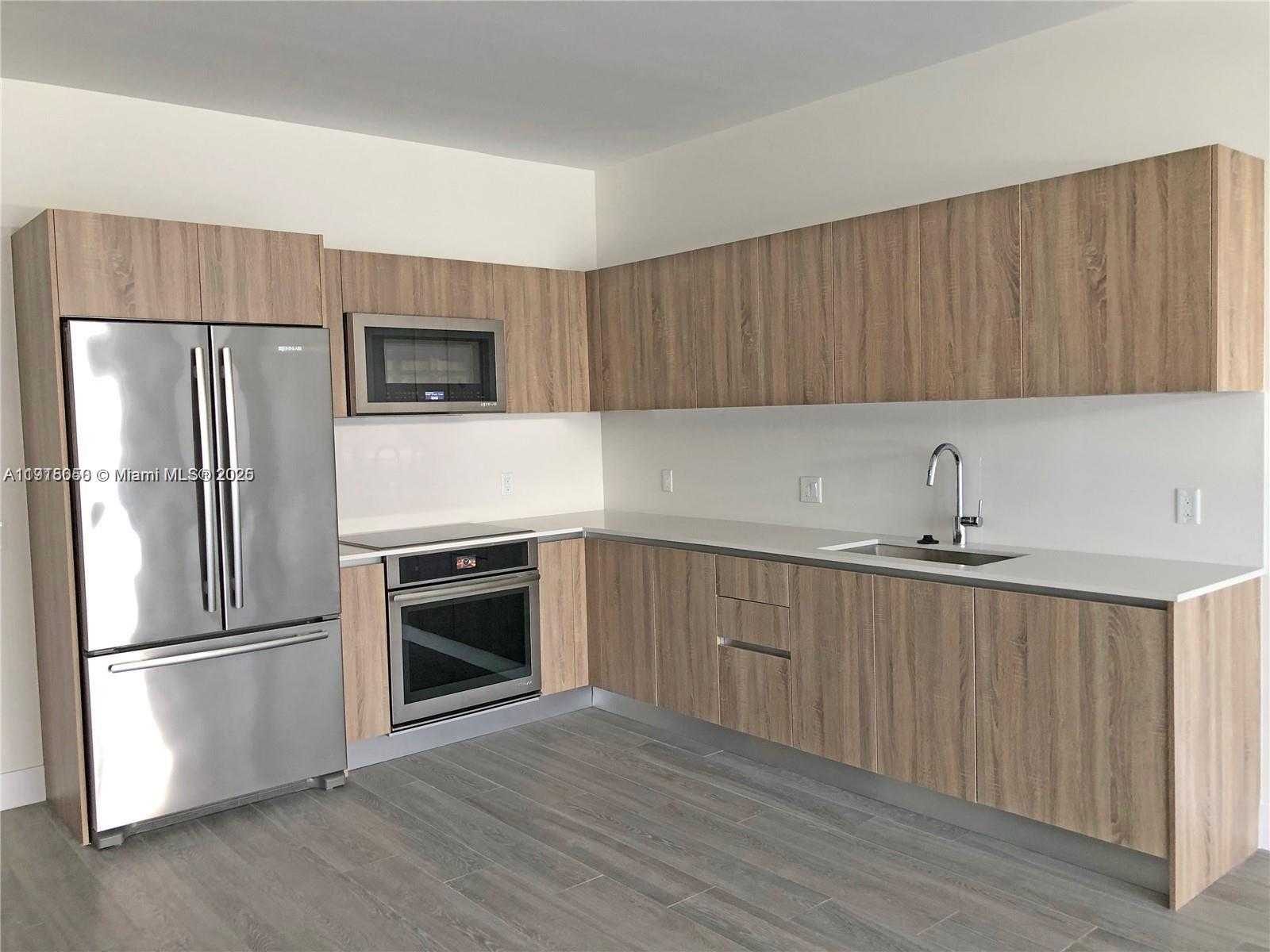 Small Image of 2960 NORTH EAST 207TH ST #1006, Aventura Number 4