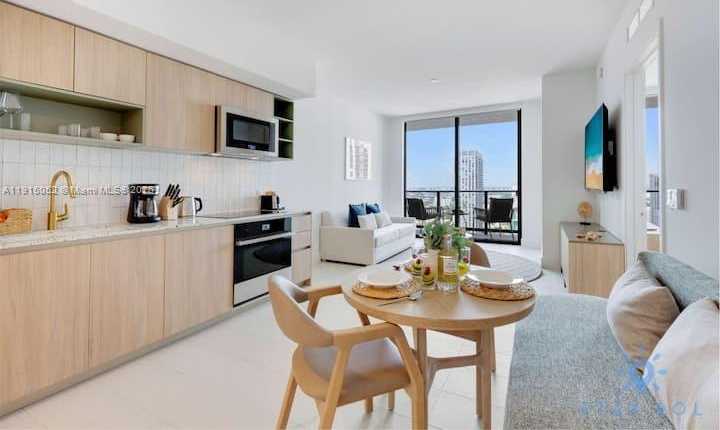 Small Image of 159 NORTH EAST 6TH ST #3004, Miami Number 17