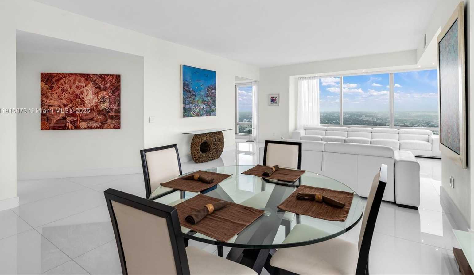 Small Image of 1425 BRICKELL AVE #54C, Miami Number 16