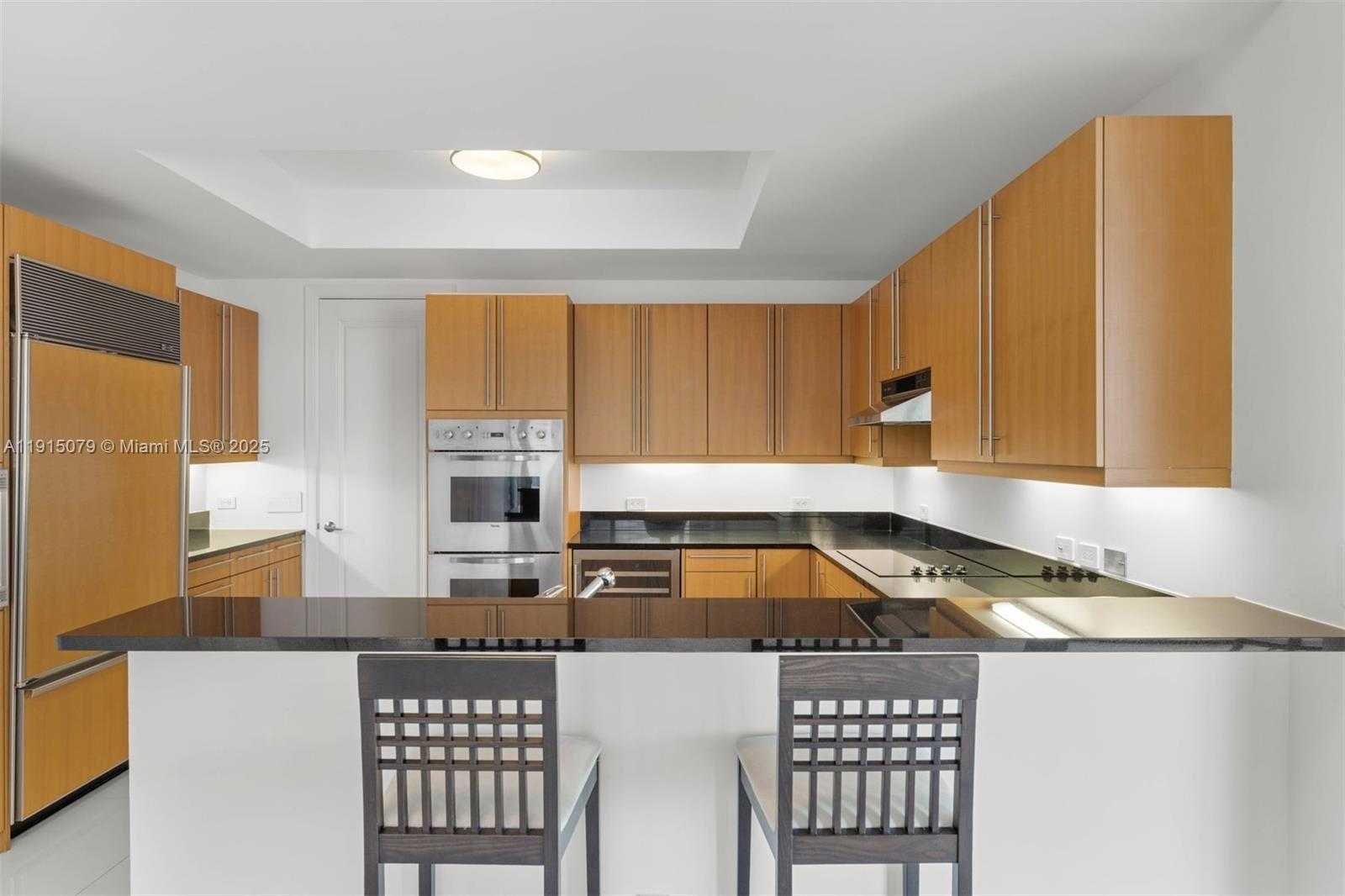 Small Image of 1425 BRICKELL AVE #54C, Miami Number 26