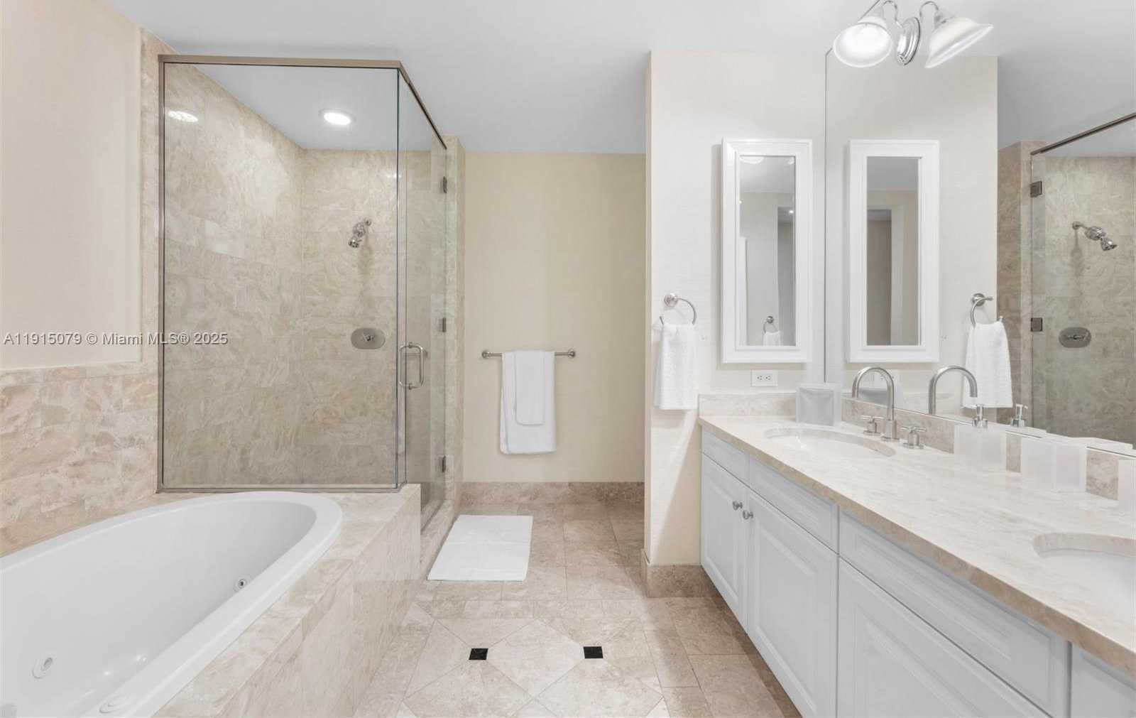 Small Image of 1425 BRICKELL AVE #54C, Miami Number 43