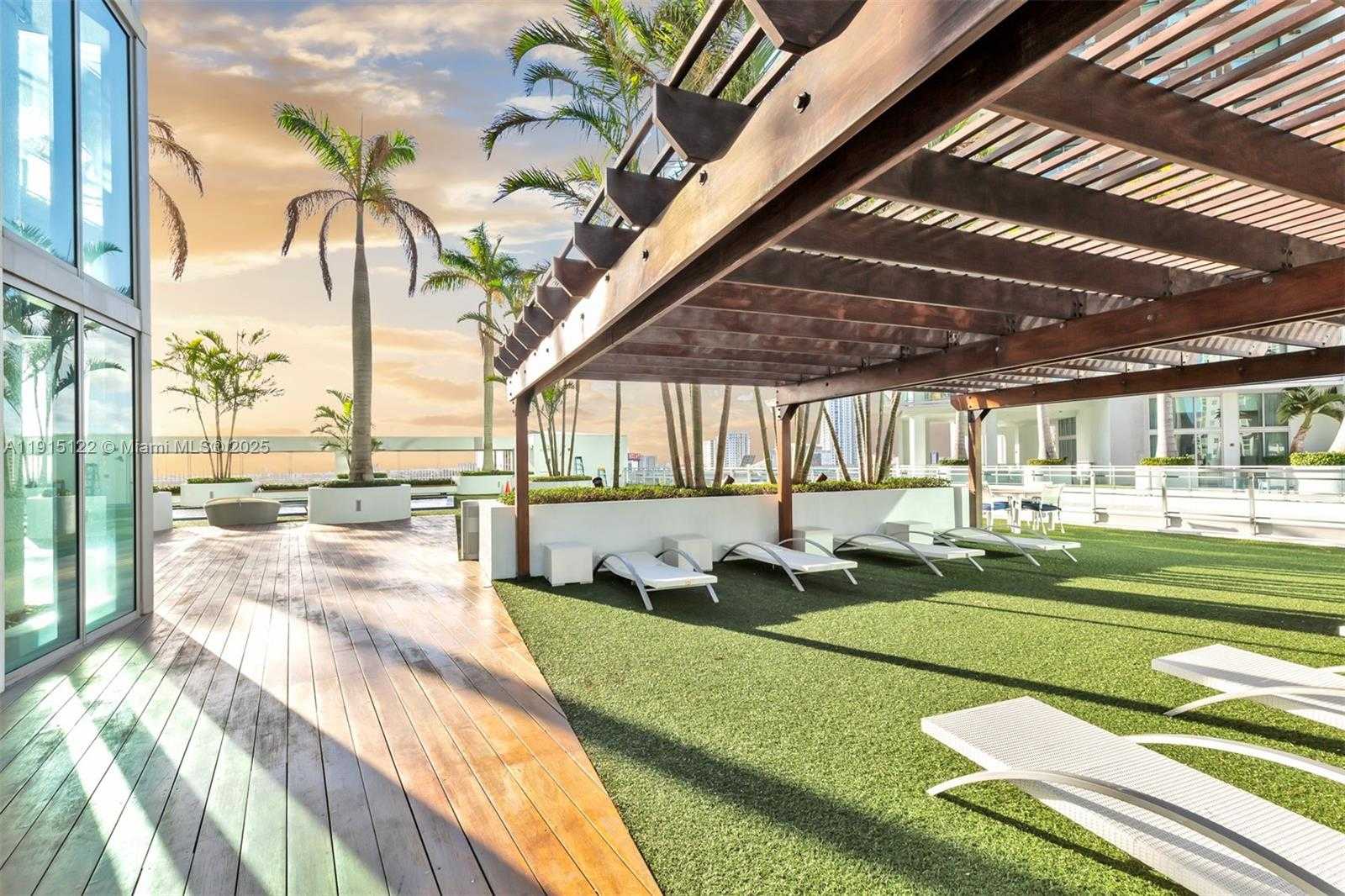 Small Image of 92 SOUTH WEST 3RD ST #4510, Miami Number 29