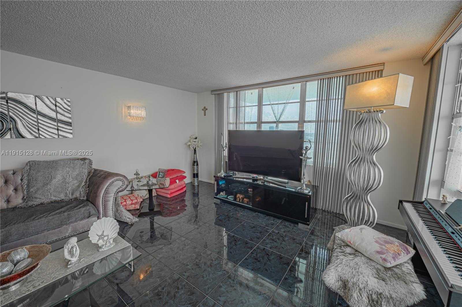 Small Image of 301 174TH ST #1503, Sunny Isles Beach Number 17