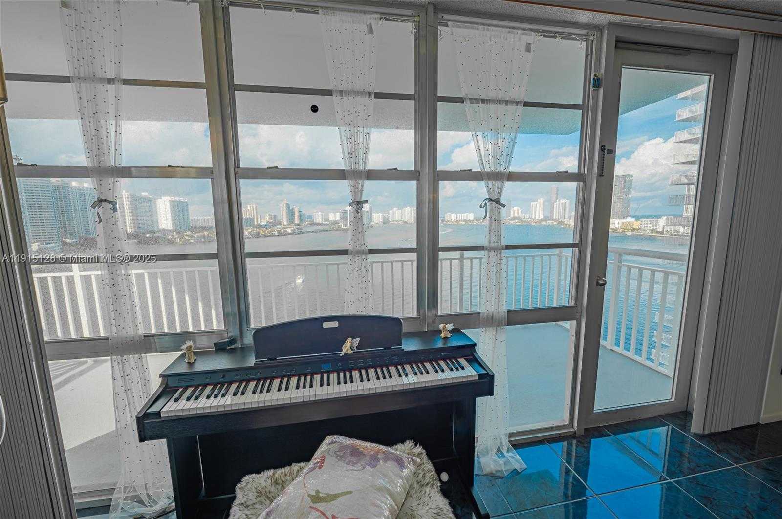 Small Image of 301 174TH ST #1503, Sunny Isles Beach Number 19