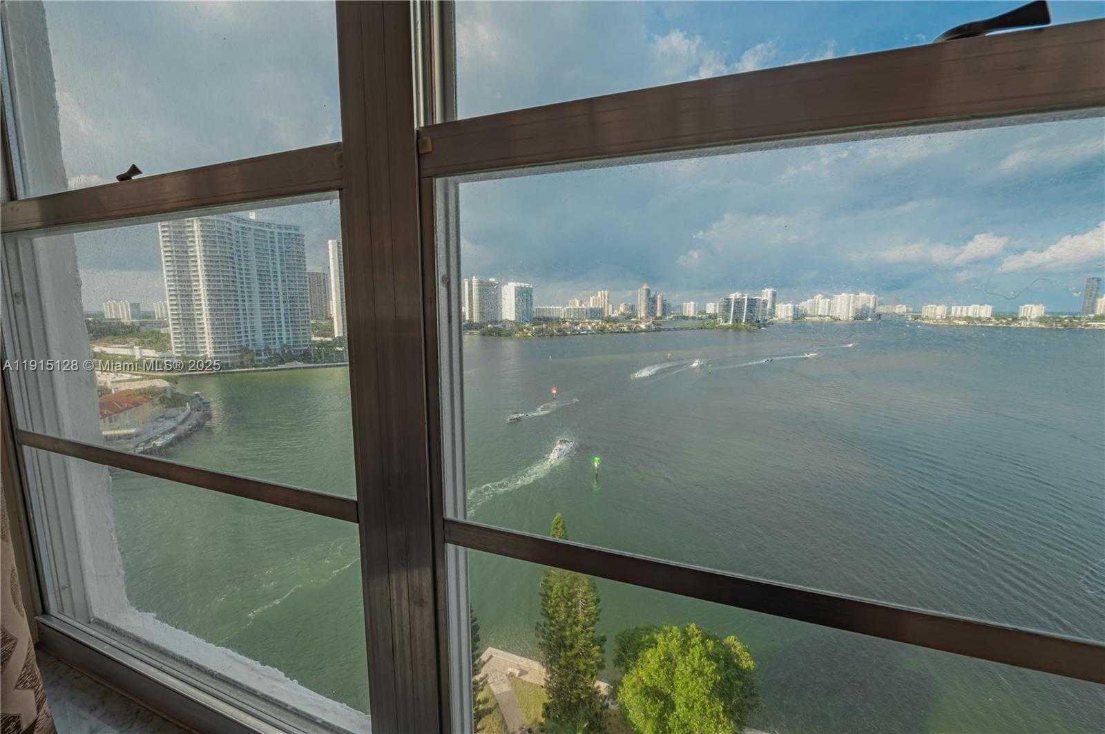 Small Image of 301 174TH ST #1503, Sunny Isles Beach Number 6