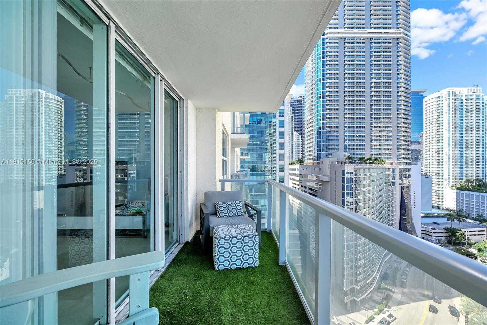 Small Image of 1155 BRICKELL BAY DR #2004, Miami Number 11