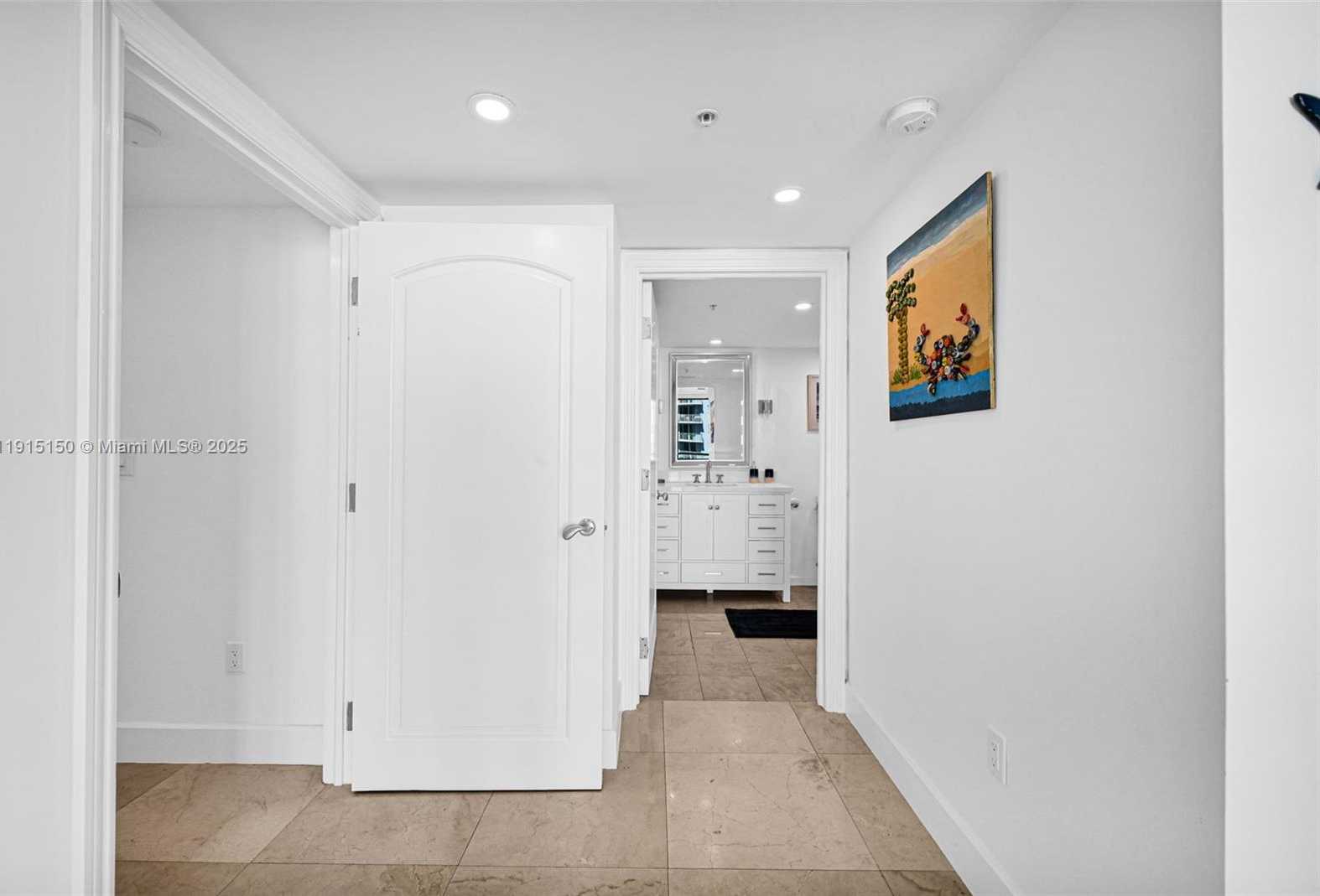 Small Image of 1155 BRICKELL BAY DR #2004, Miami Number 31