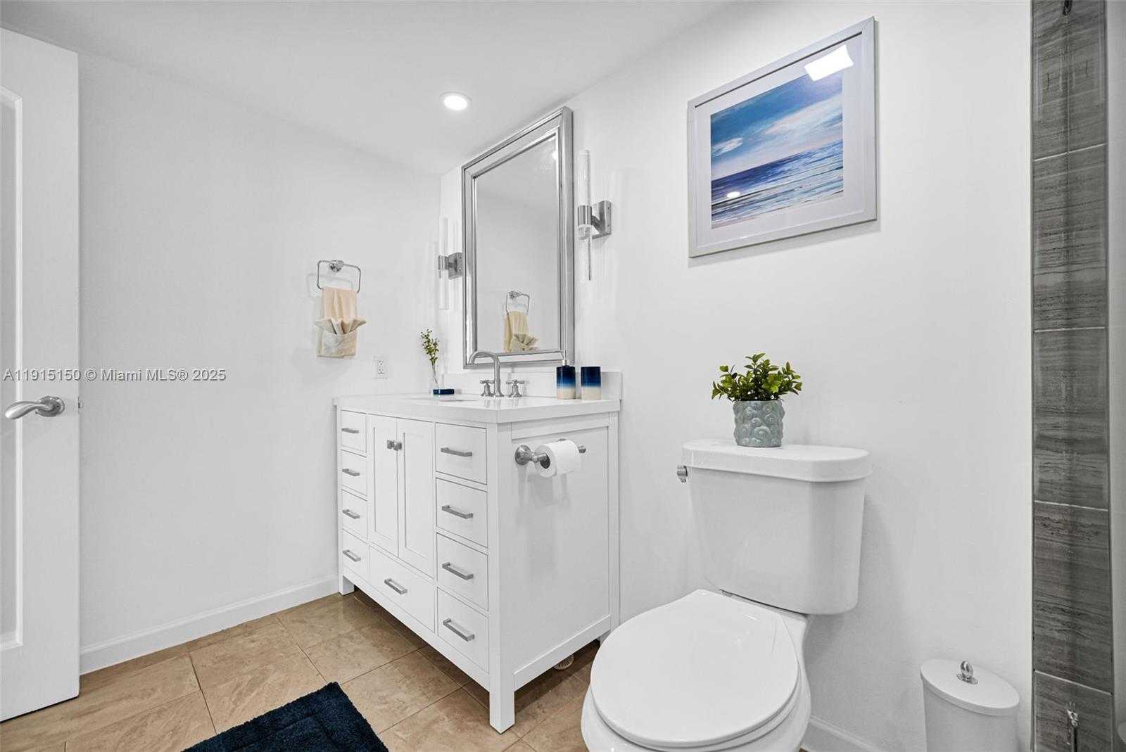 Small Image of 1155 BRICKELL BAY DR #2004, Miami Number 34