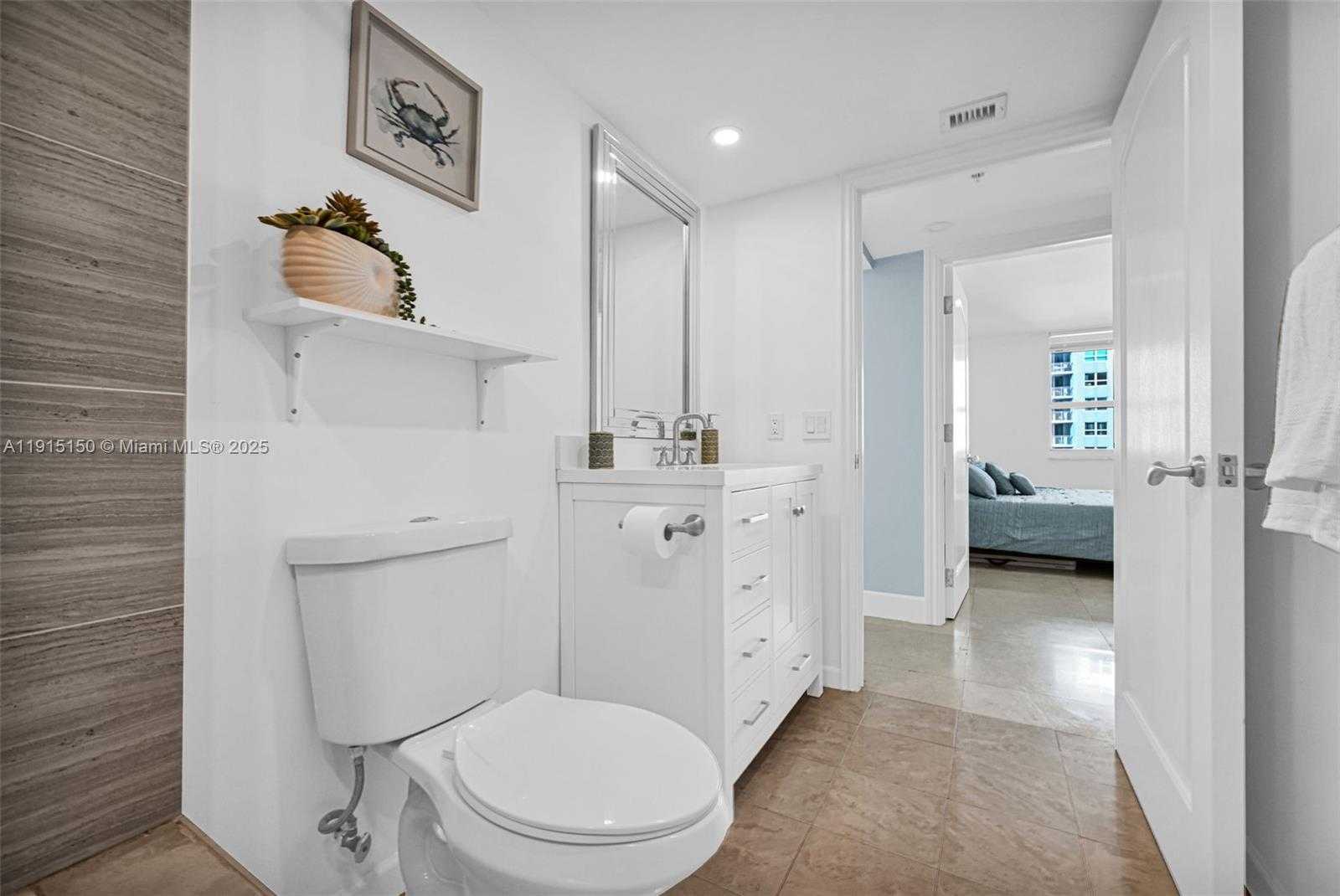 Small Image of 1155 BRICKELL BAY DR #2004, Miami Number 42