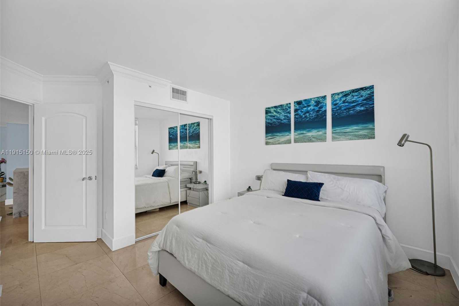 Small Image of 1155 BRICKELL BAY DR #2004, Miami Number 46