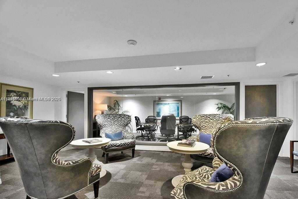 Small Image of 1155 BRICKELL BAY DR #2004, Miami Number 76