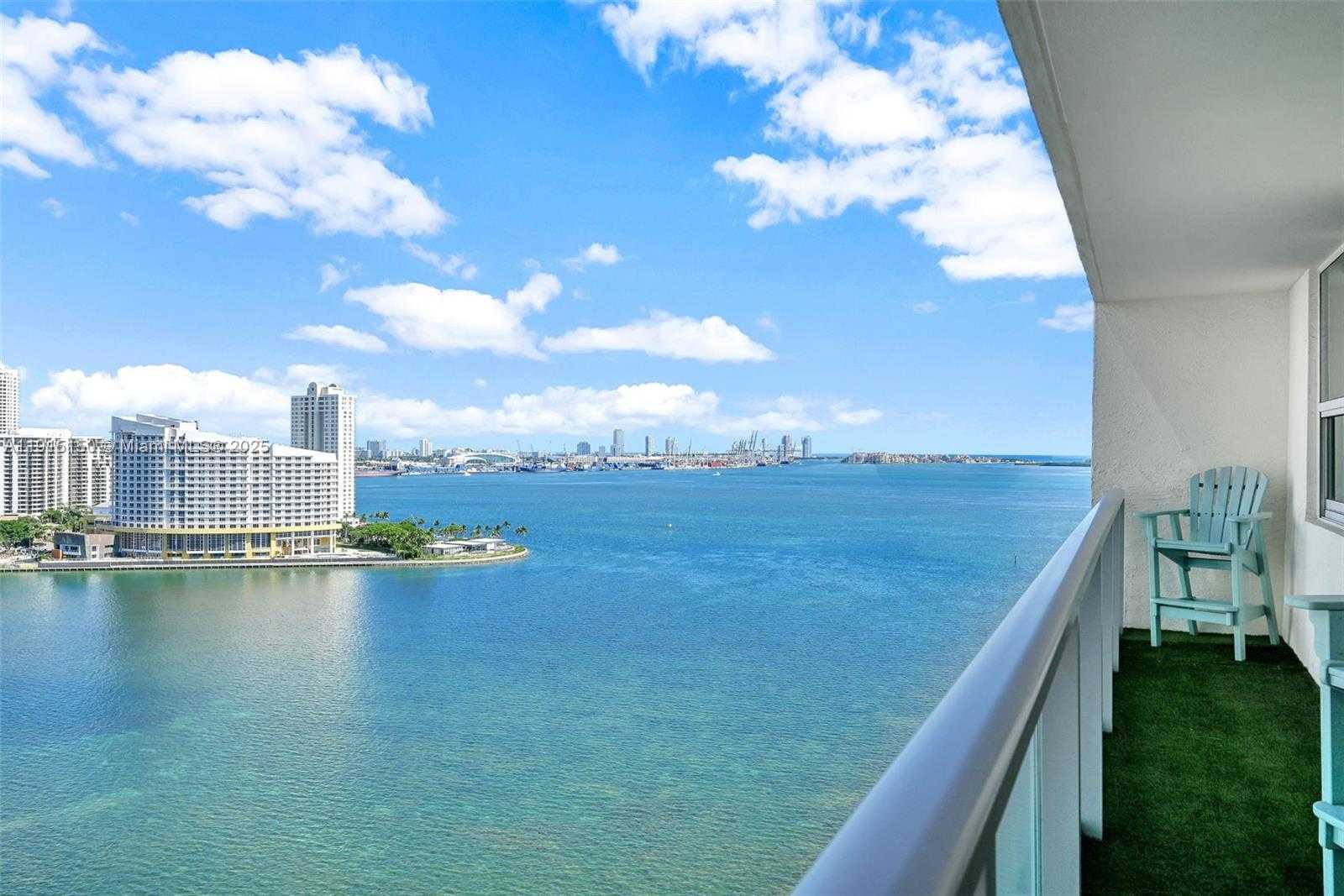 Small Image of 1155 BRICKELL BAY DR #2004, Miami Number 8