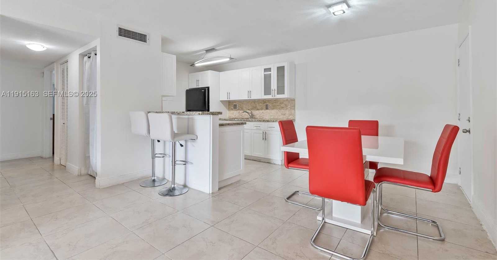 Small Image of 10748 NORTH KENDALL DR #N22, Miami Number 4