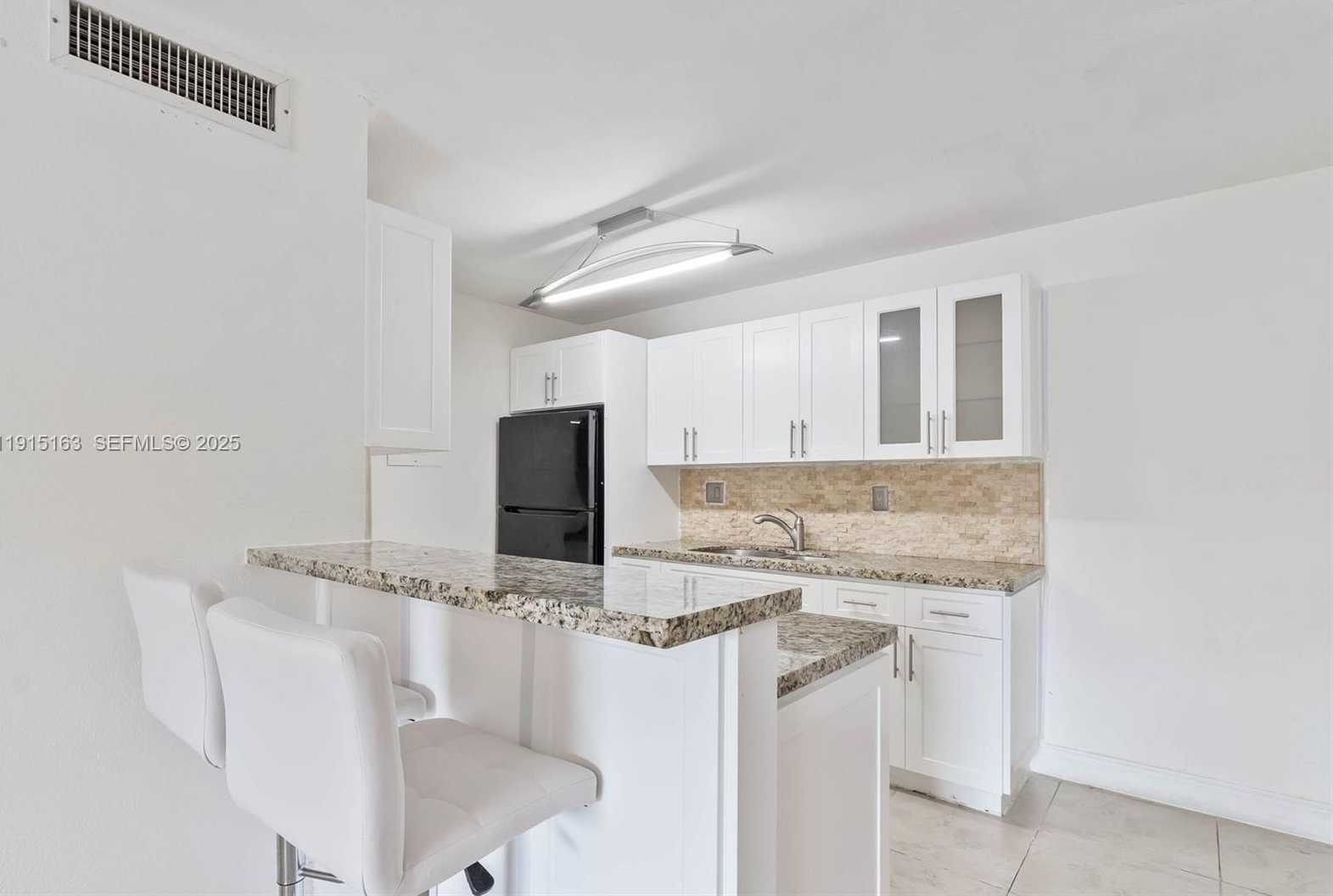 Small Image of 10748 NORTH KENDALL DR #N22, Miami Number 6