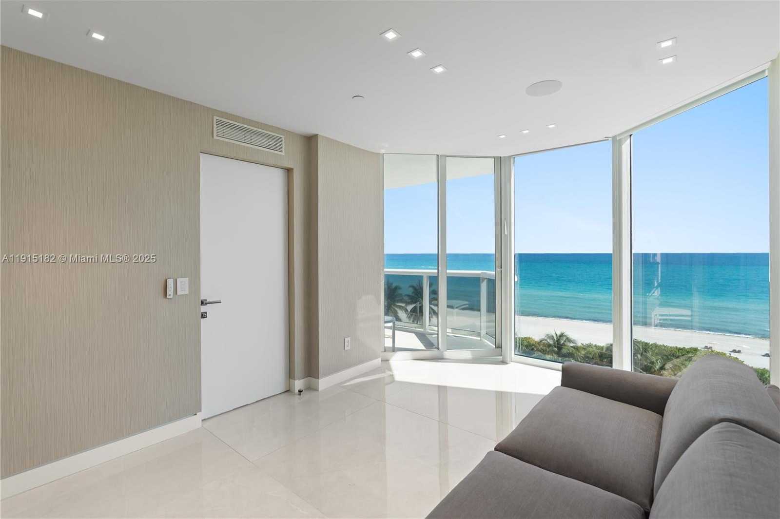 Small Image of 4779 COLLINS AVE #802/803, Miami Beach Number 36