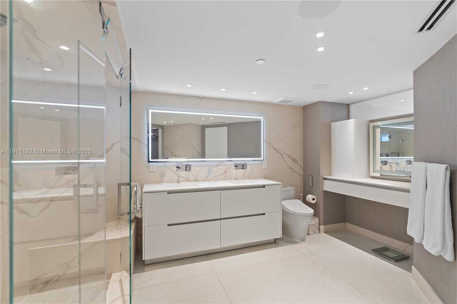 Small Image of 4779 COLLINS AVE #802/803, Miami Beach Number 52