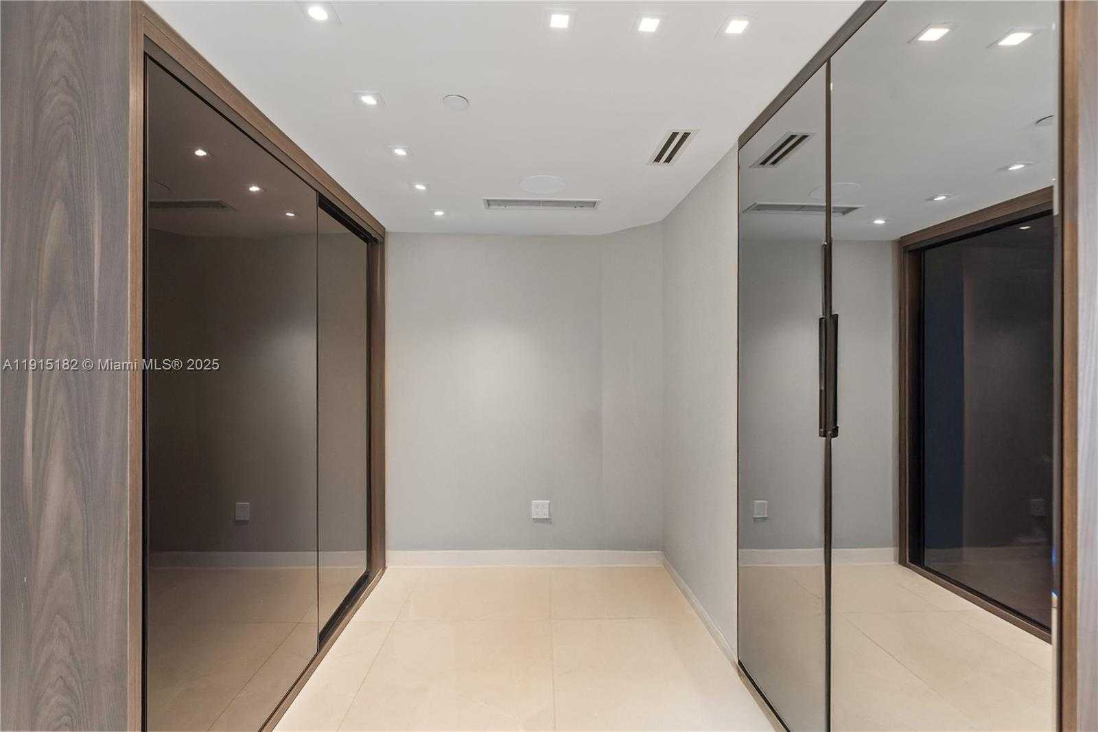 Small Image of 4779 COLLINS AVE #802/803, Miami Beach Number 55