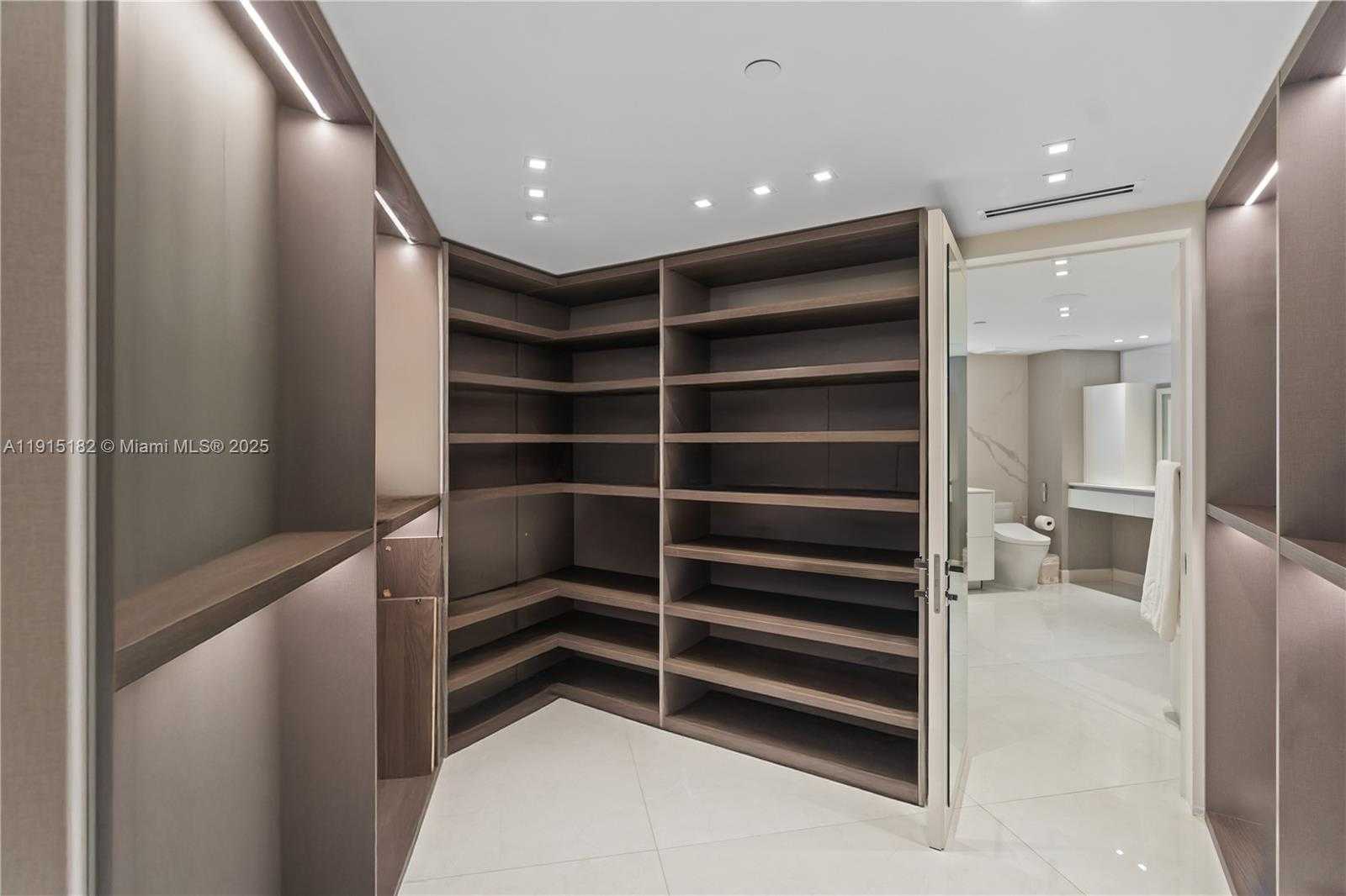 Small Image of 4779 COLLINS AVE #802/803, Miami Beach Number 56