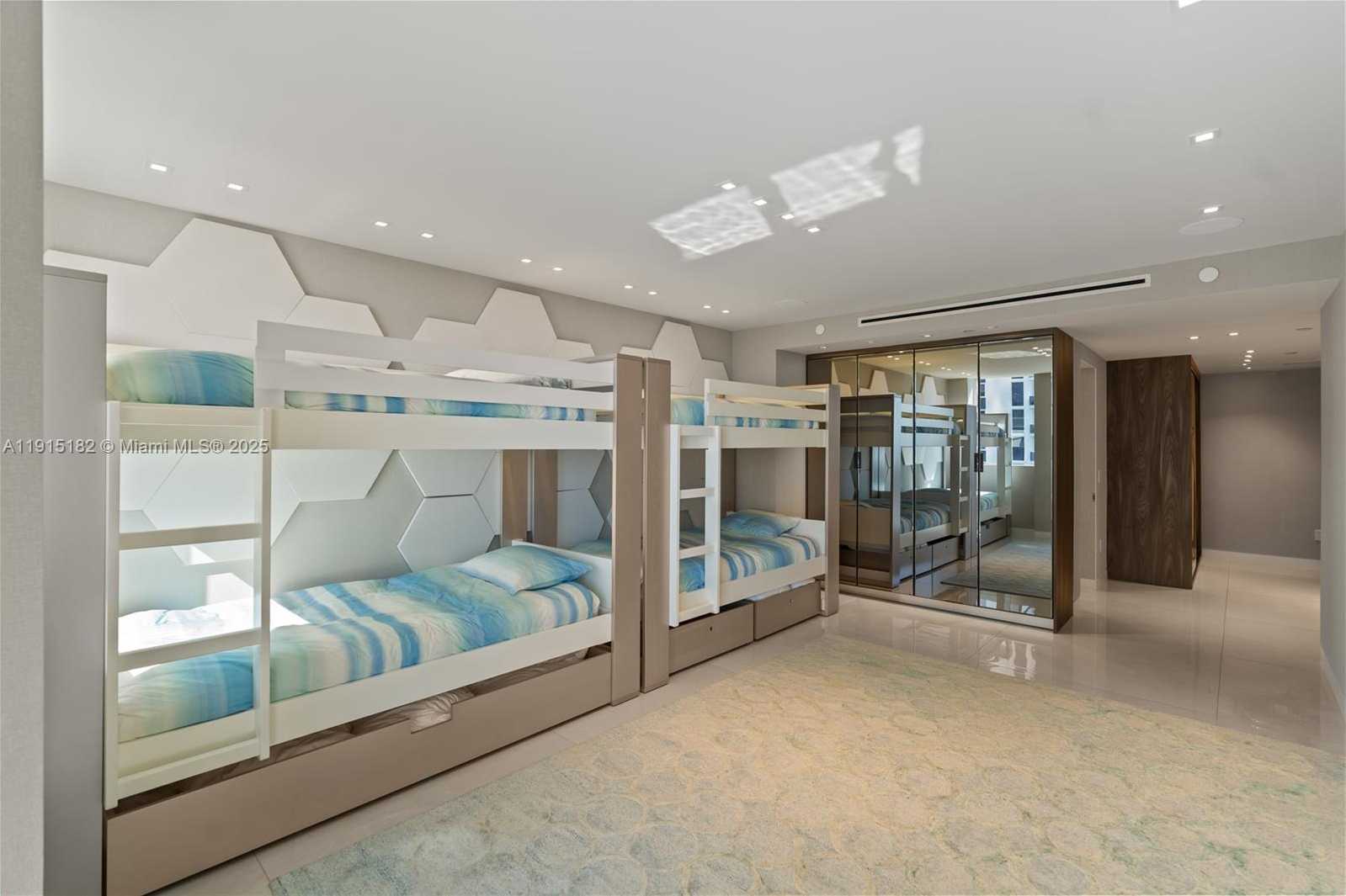 Small Image of 4779 COLLINS AVE #802/803, Miami Beach Number 63