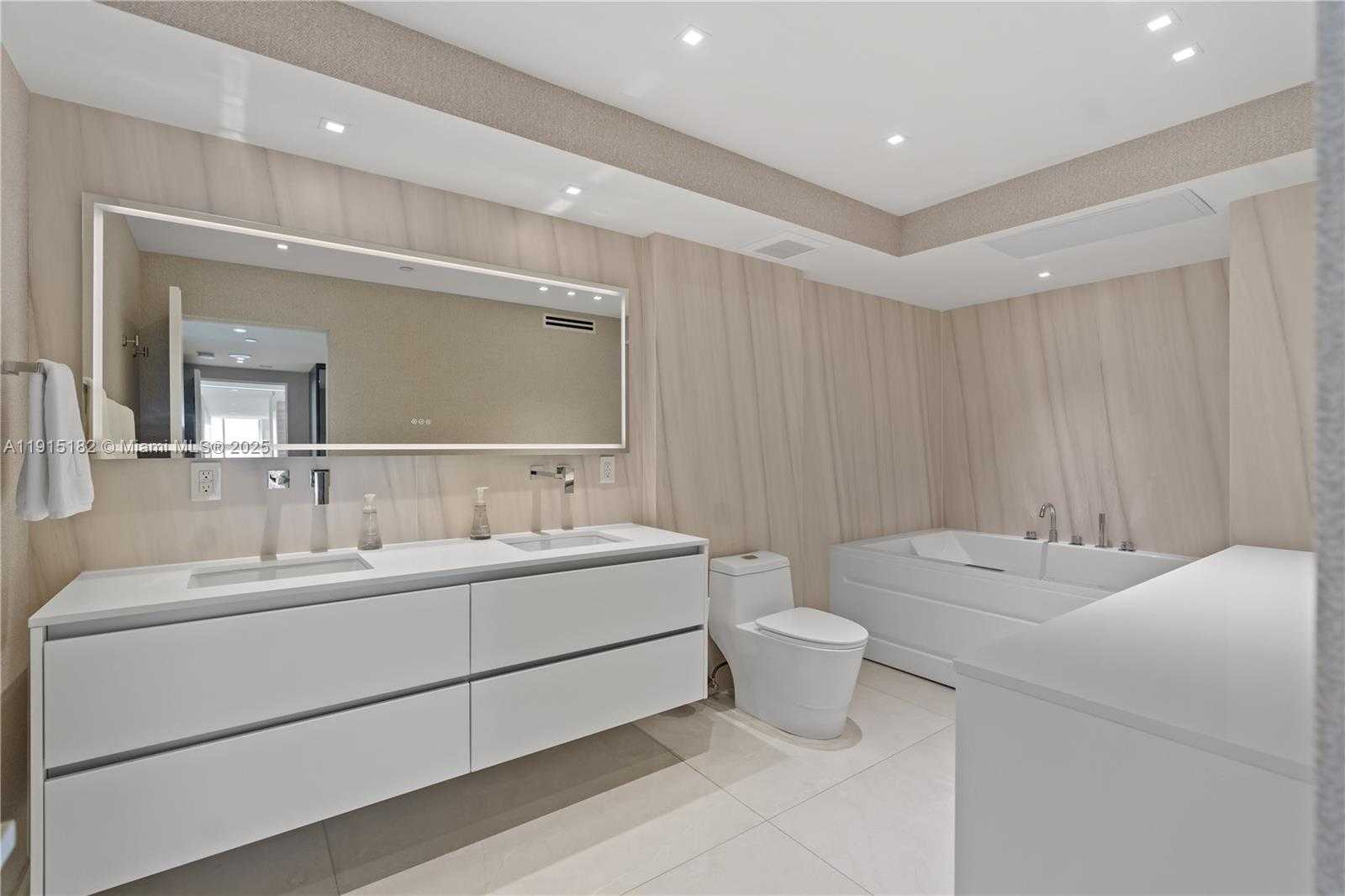 Small Image of 4779 COLLINS AVE #802/803, Miami Beach Number 66