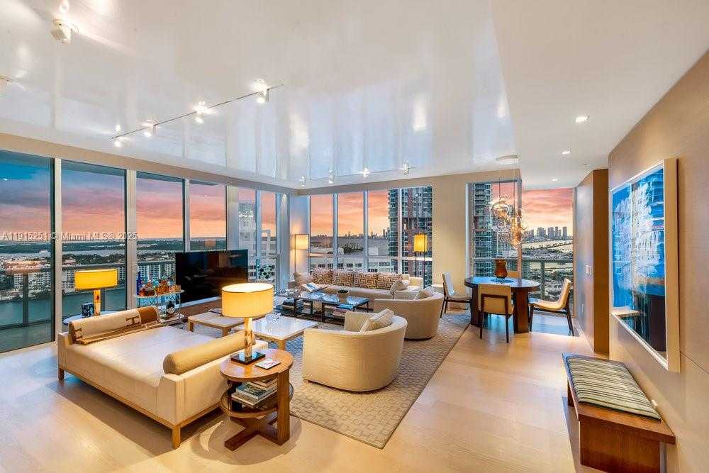 Small Image of 50 SOUTH POINTE DR #2703, Miami Beach Number 1