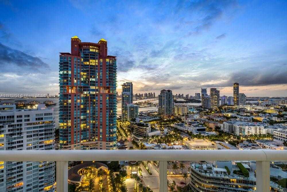 Small Image of 50 SOUTH POINTE DR #2703, Miami Beach Number 2