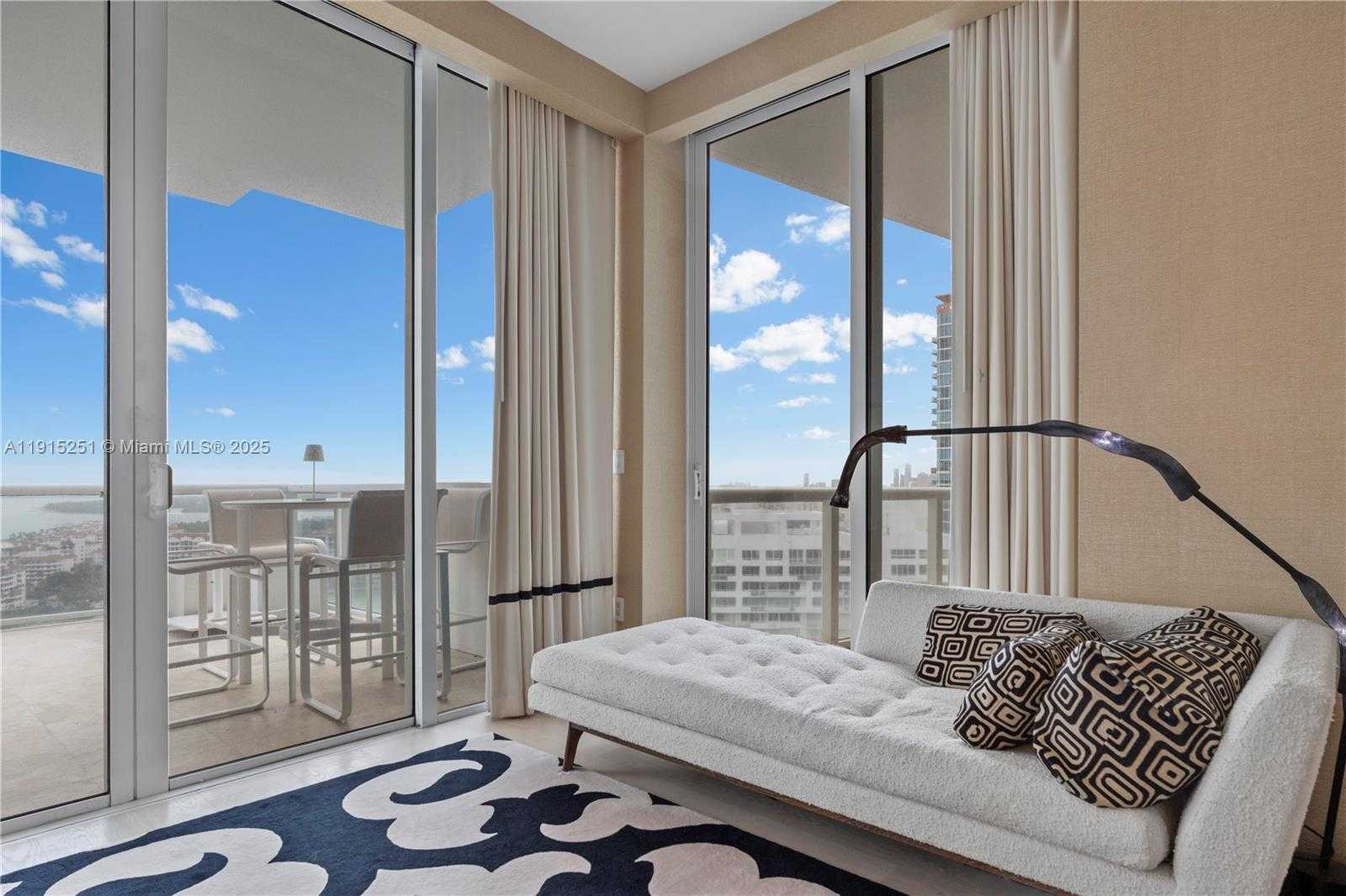 Small Image of 50 SOUTH POINTE DR #2703, Miami Beach Number 27