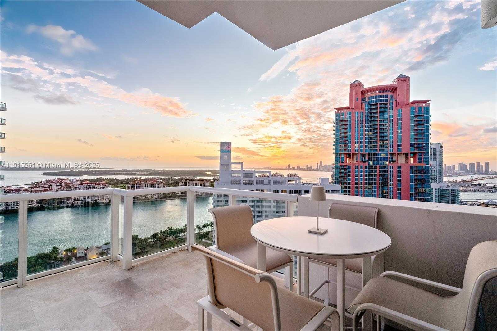 Small Image of 50 SOUTH POINTE DR #2703, Miami Beach Number 31
