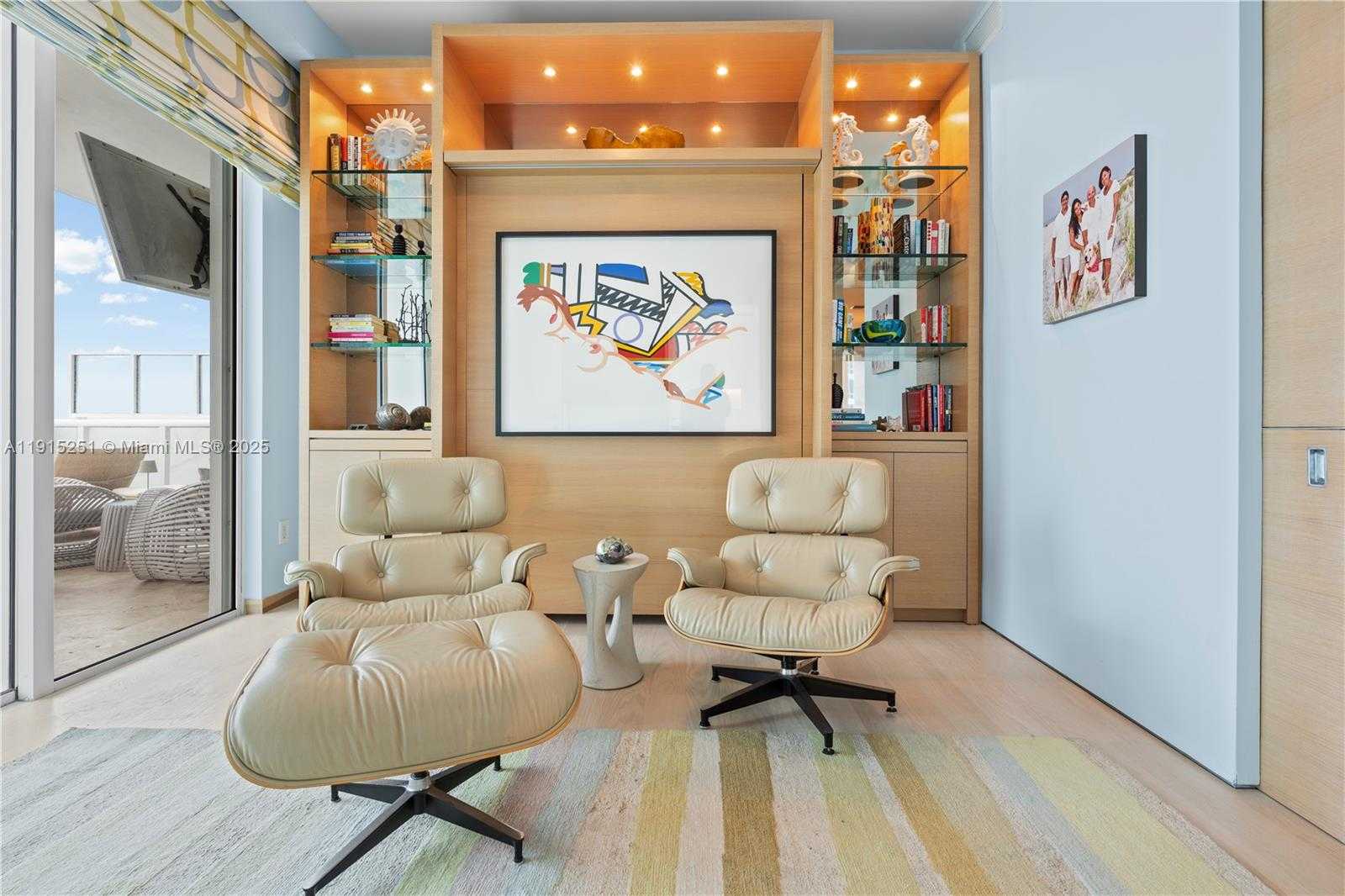 Small Image of 50 SOUTH POINTE DR #2703, Miami Beach Number 39