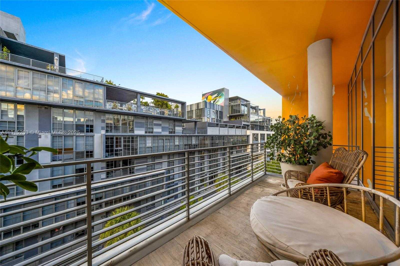 Small Image of 250 NORTH WEST 24TH ST #PHA, Miami Number 31