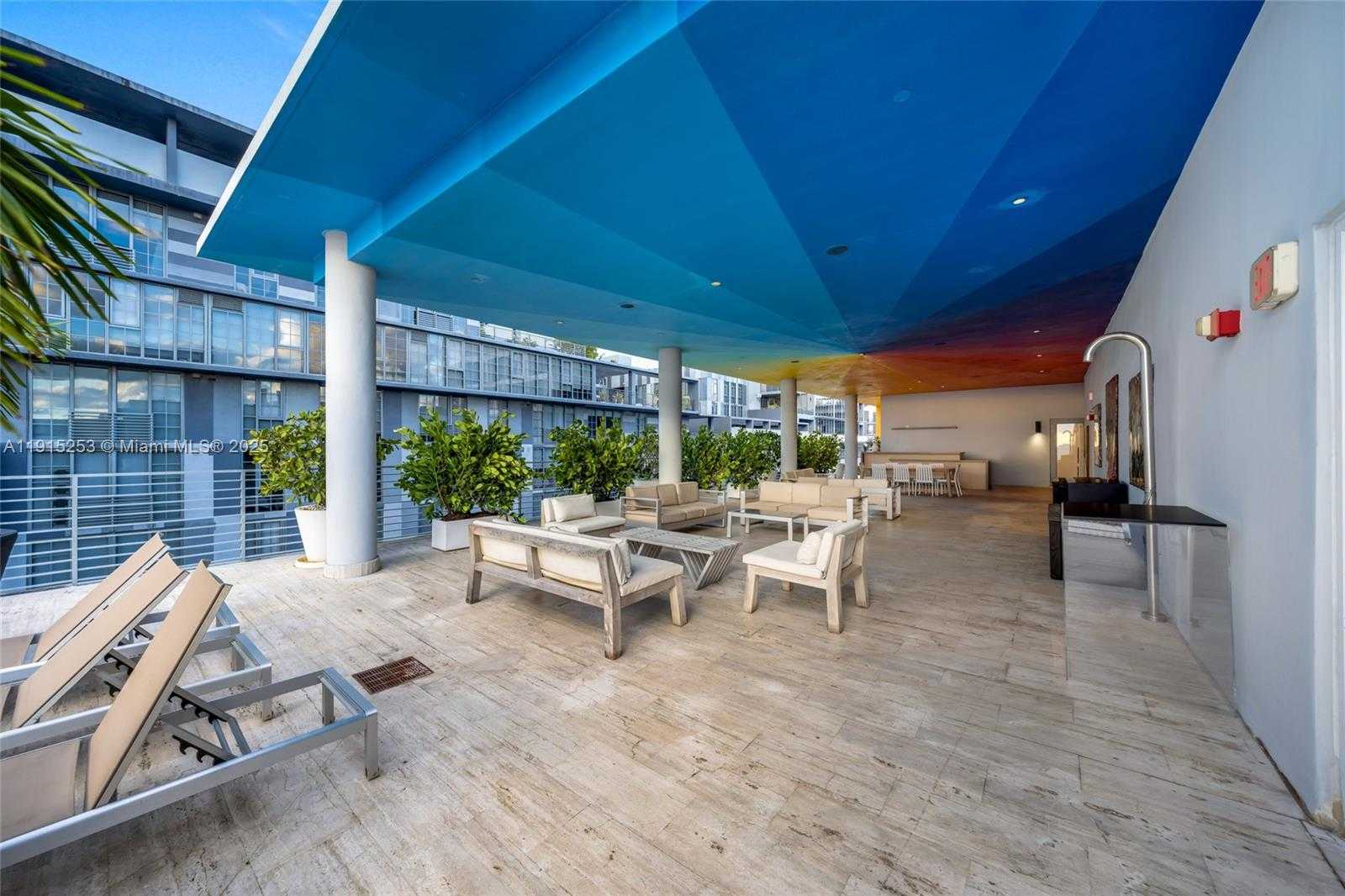 Small Image of 250 NORTH WEST 24TH ST #PHA, Miami Number 48