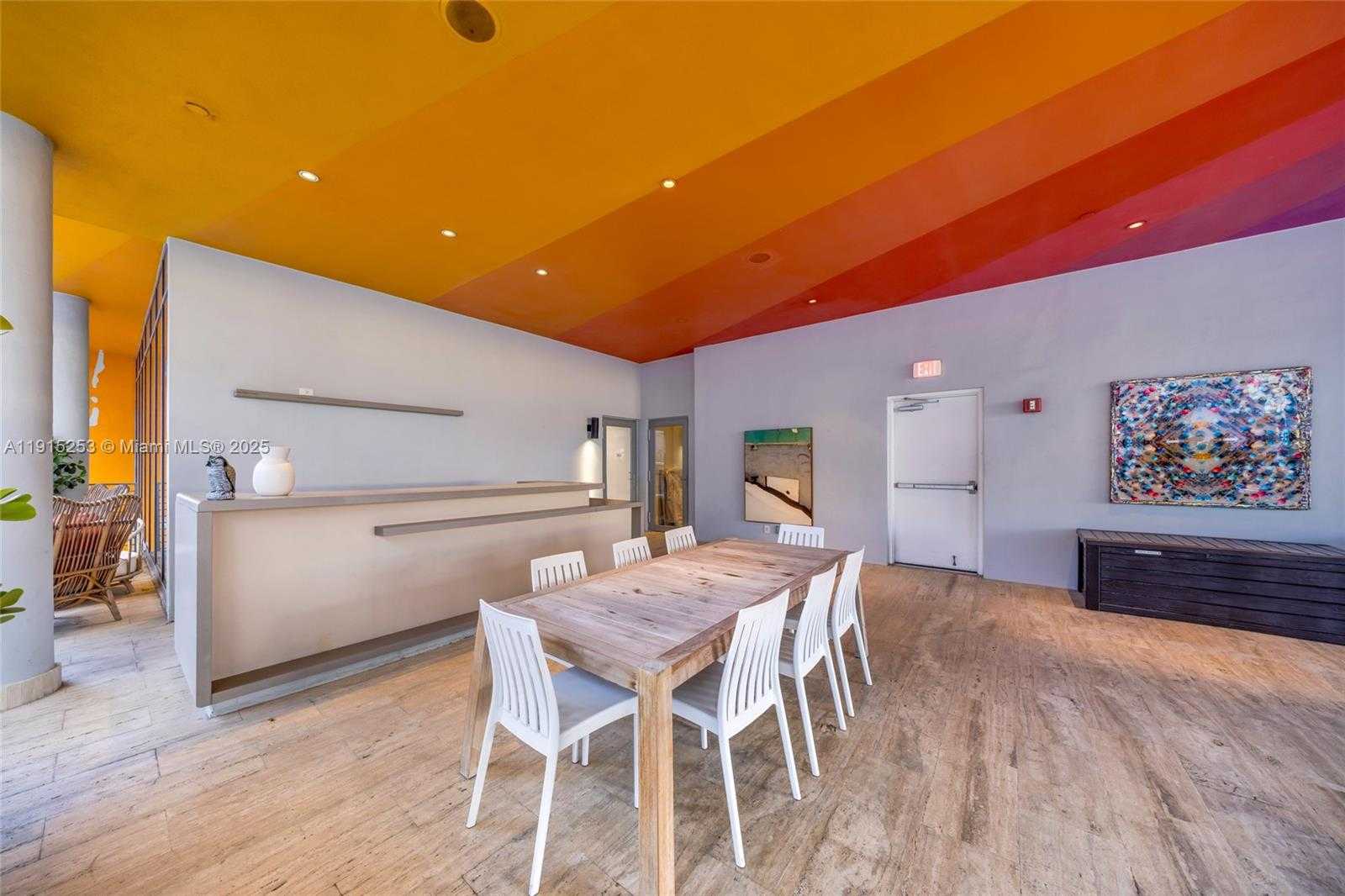 Small Image of 250 NORTH WEST 24TH ST #PHA, Miami Number 56