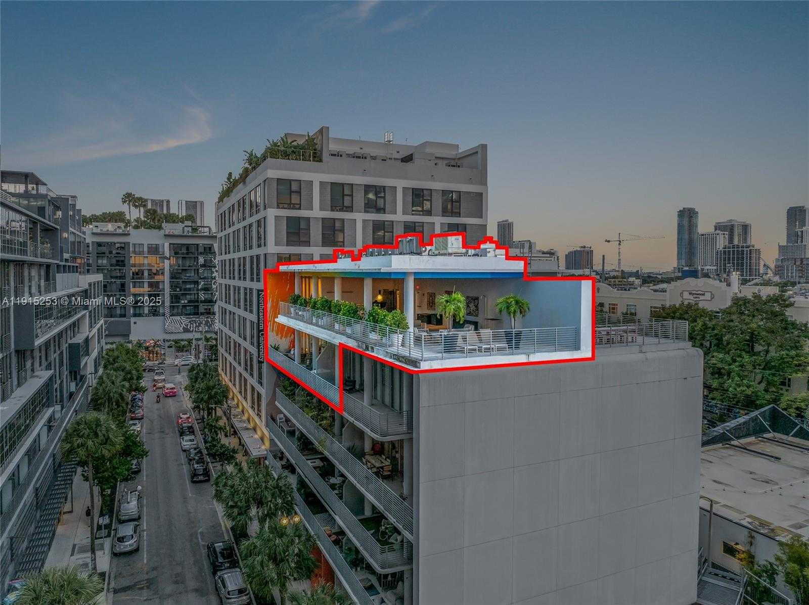 Small Image of 250 NORTH WEST 24TH ST #PHA, Miami Number 68