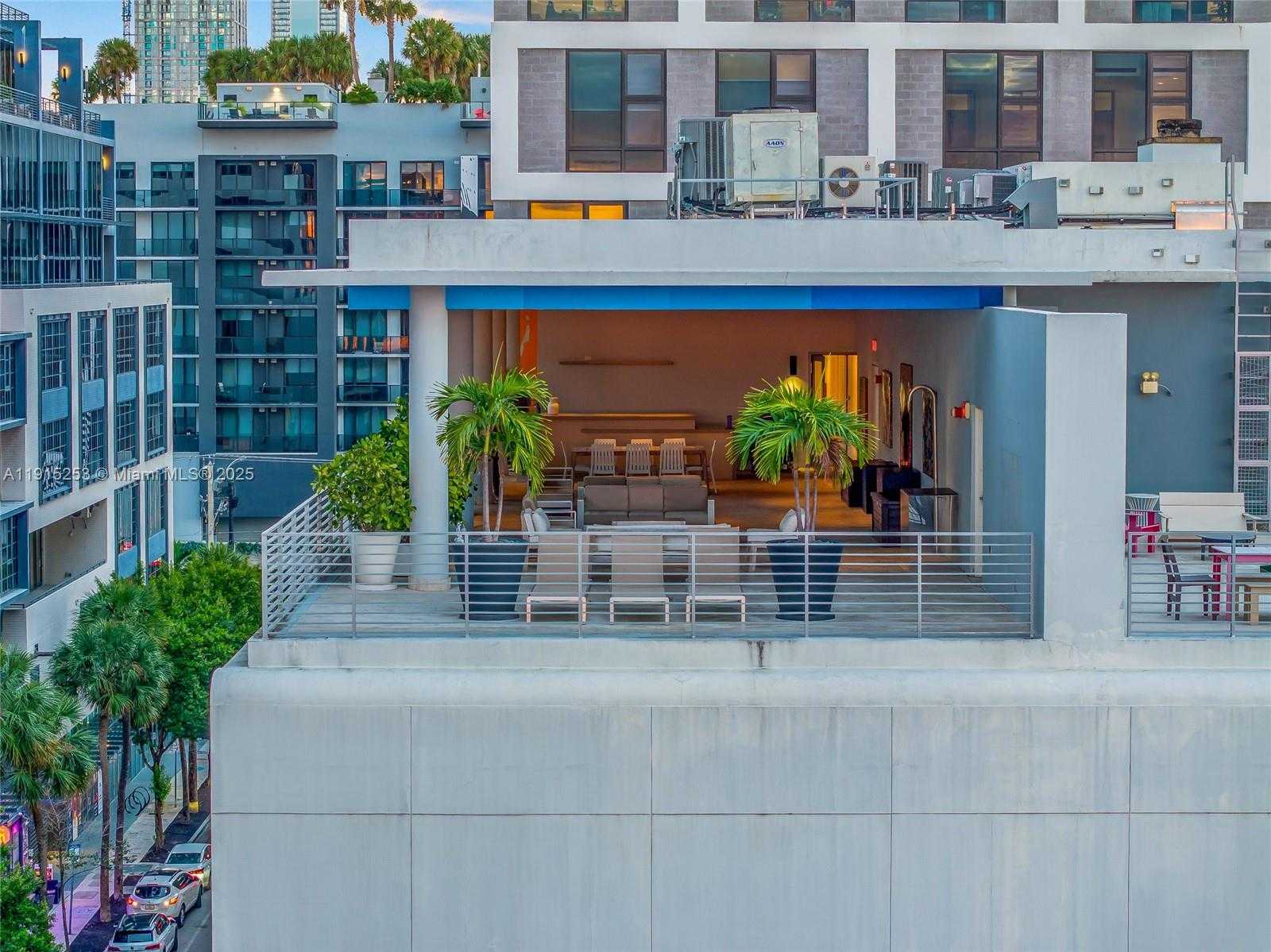 Small Image of 250 NORTH WEST 24TH ST #PHA, Miami Number 80