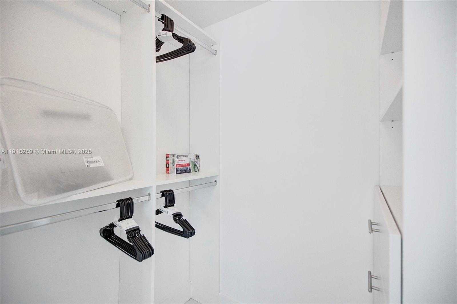 Small Image of 1300 SOUTH MIAMI AVE #1407, Miami Number 15