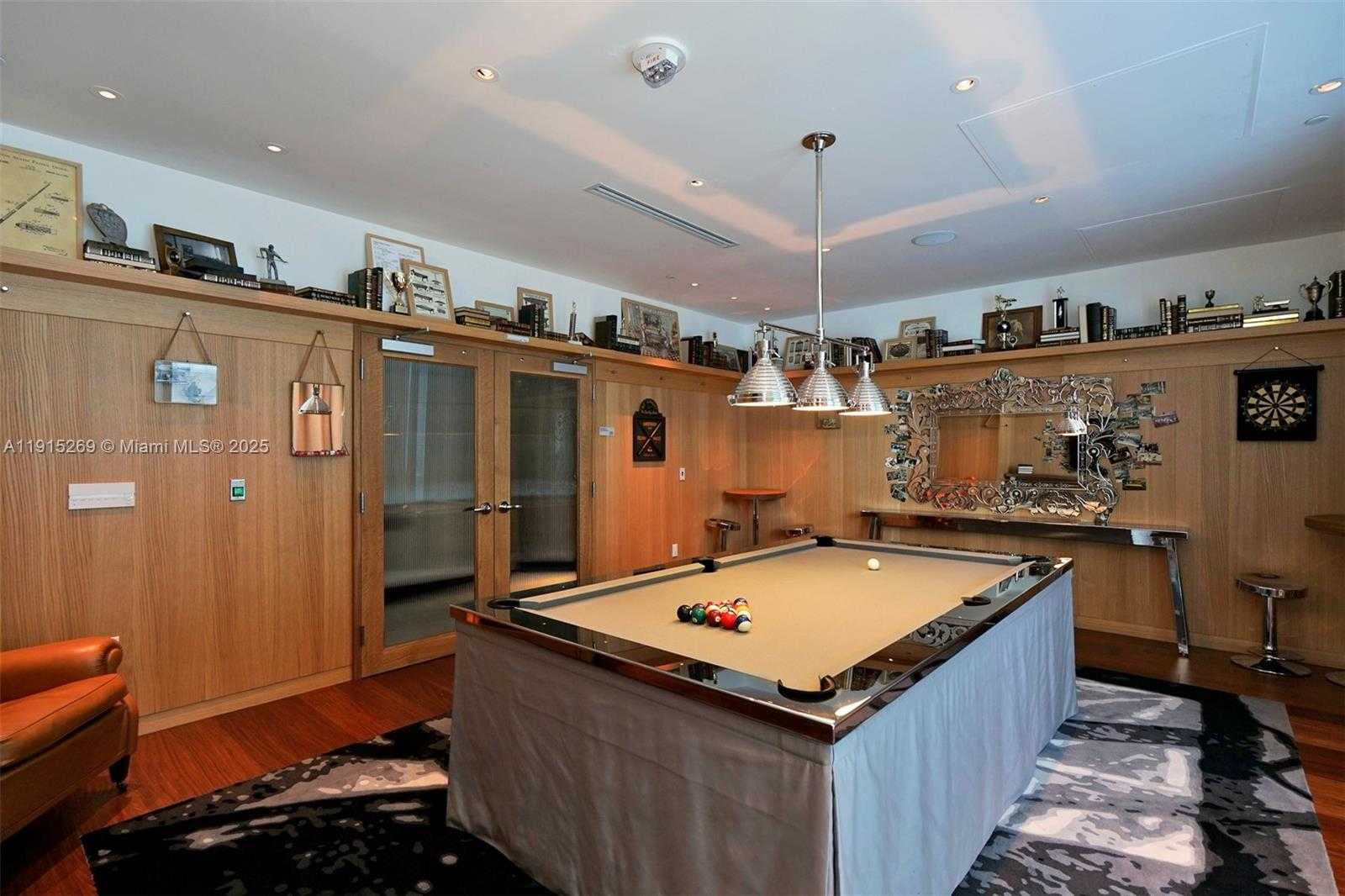 Small Image of 1300 SOUTH MIAMI AVE #1407, Miami Number 24