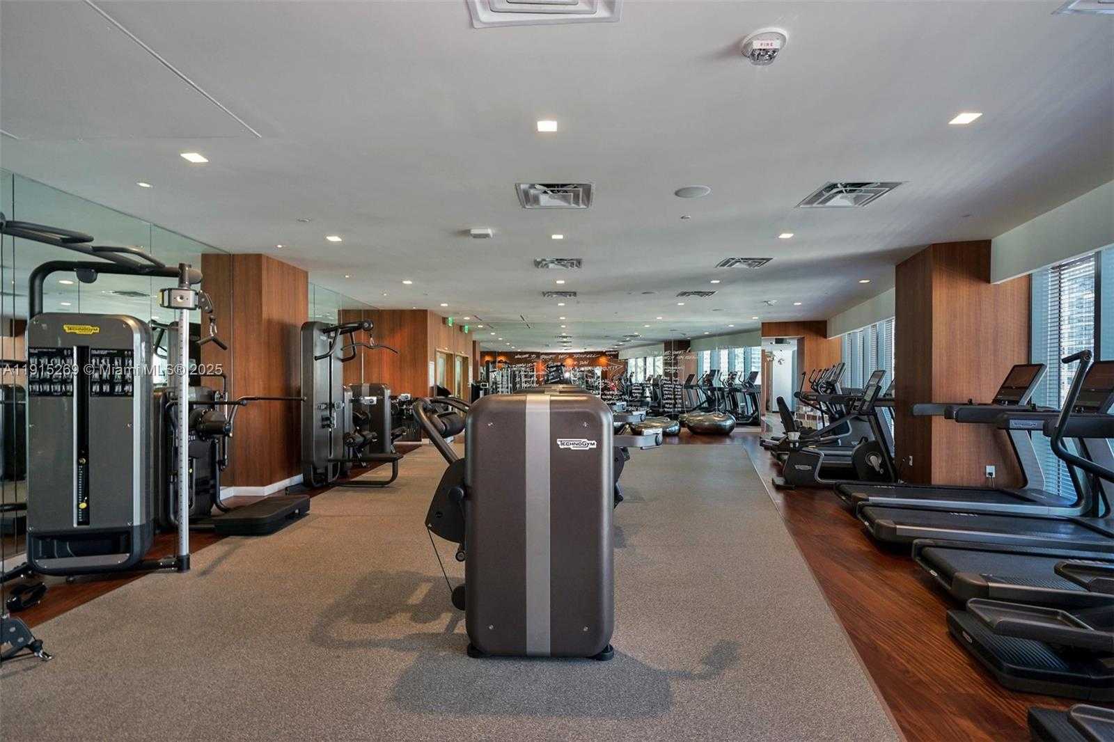 Small Image of 1300 SOUTH MIAMI AVE #1407, Miami Number 27