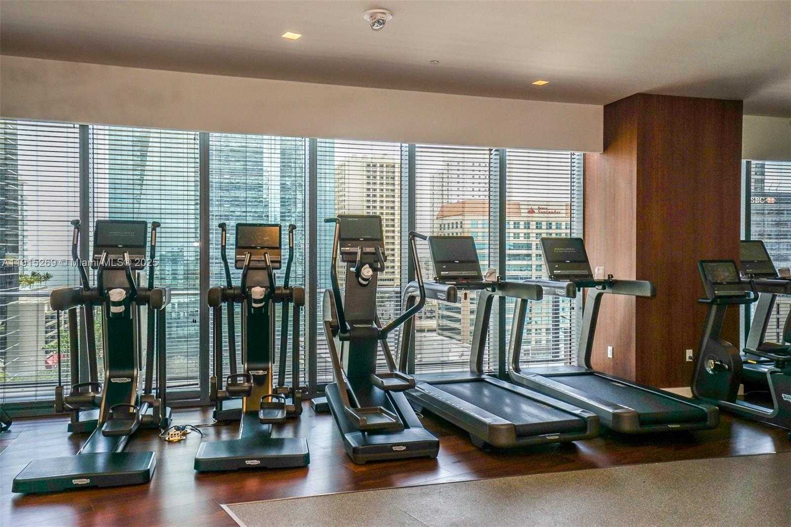 Small Image of 1300 SOUTH MIAMI AVE #1407, Miami Number 31