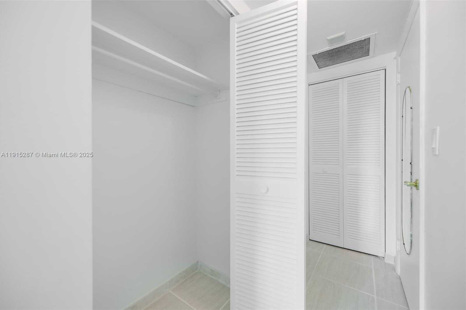 Small Image of 1950 SOUTH OCEAN DR #17N, Hallandale Beach Number 19