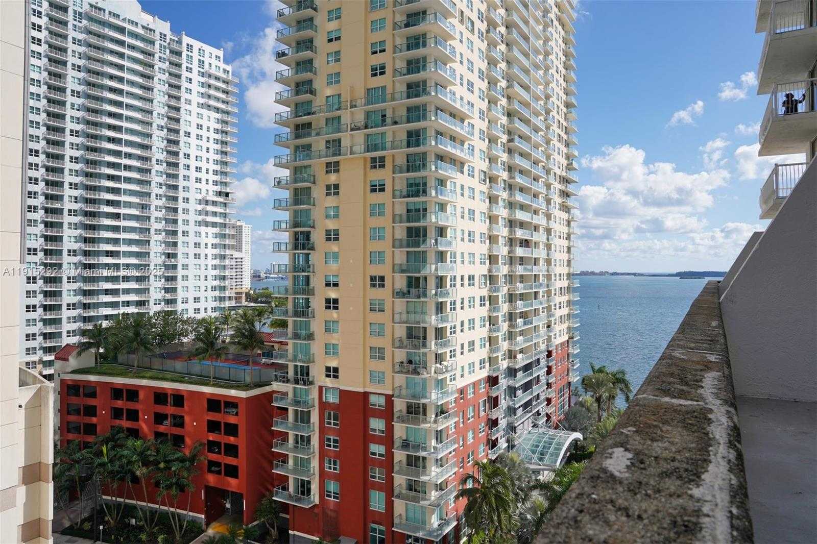 Small Image of 1200 BRICKELL BAY DR #1406, Miami Number 14