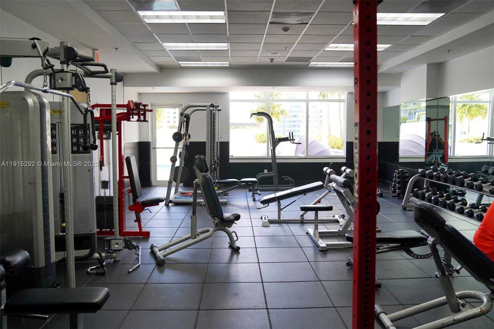 Small Image of 1200 BRICKELL BAY DR #1406, Miami Number 20