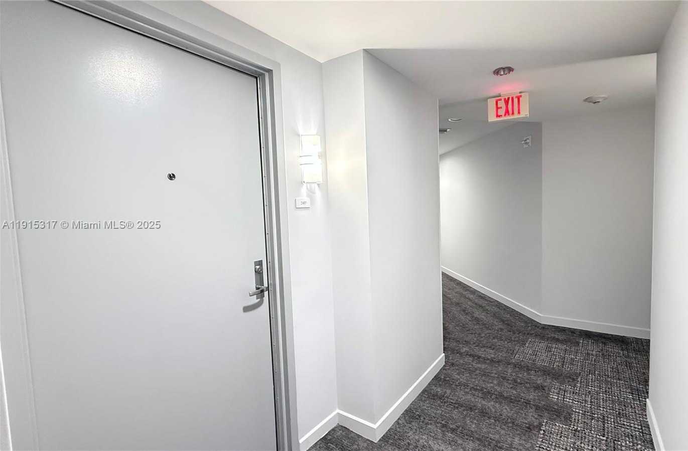 Small Image of 300 SOUTH BISCAYNE BLVD #T-2407, Miami Number 13