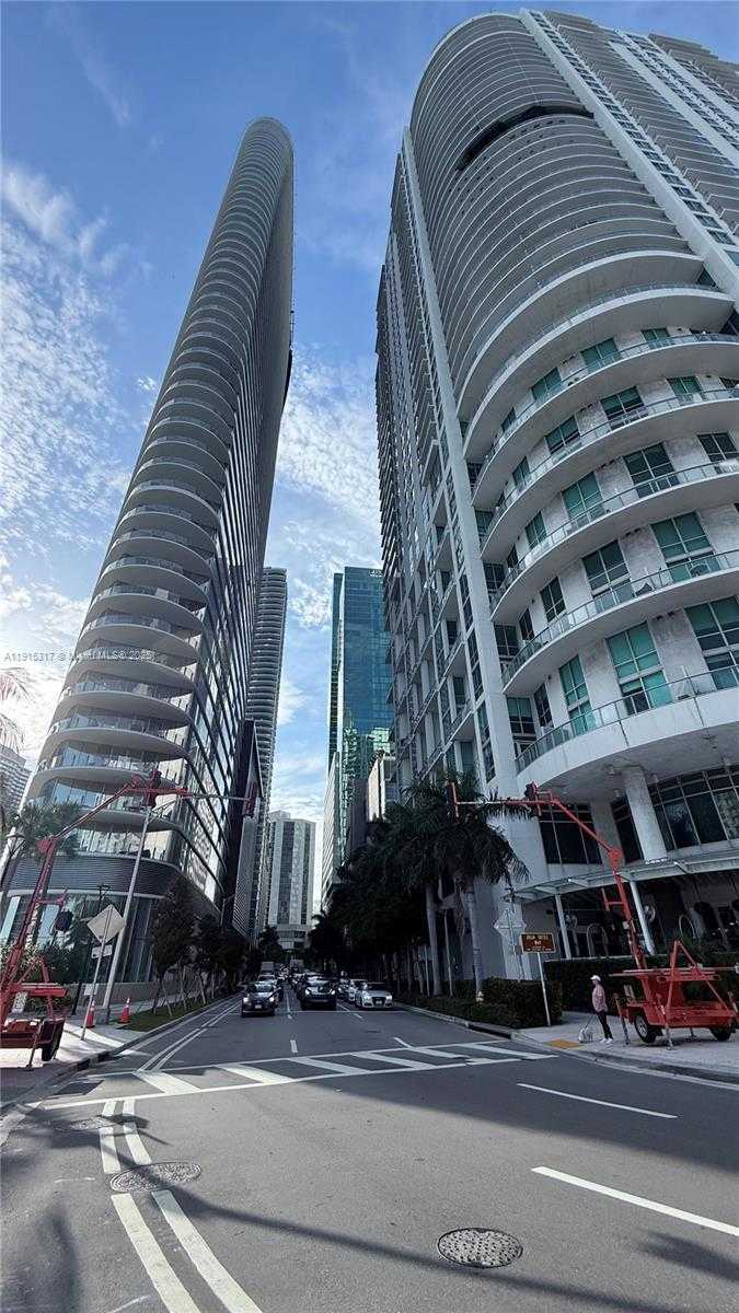 Small Image of 300 SOUTH BISCAYNE BLVD #T-2407, Miami Number 29
