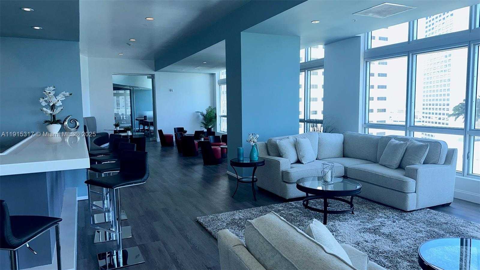 Small Image of 300 SOUTH BISCAYNE BLVD #T-2407, Miami Number 39