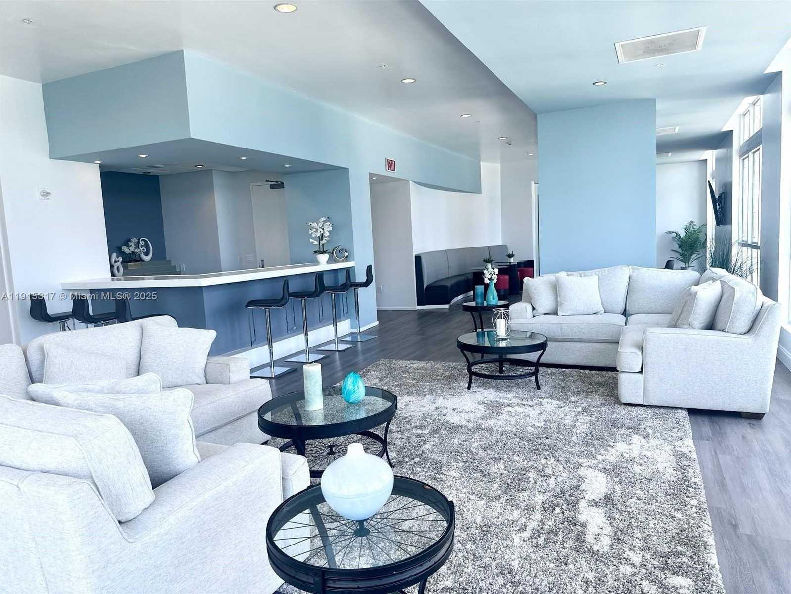 Small Image of 300 SOUTH BISCAYNE BLVD #T-2407, Miami Number 40