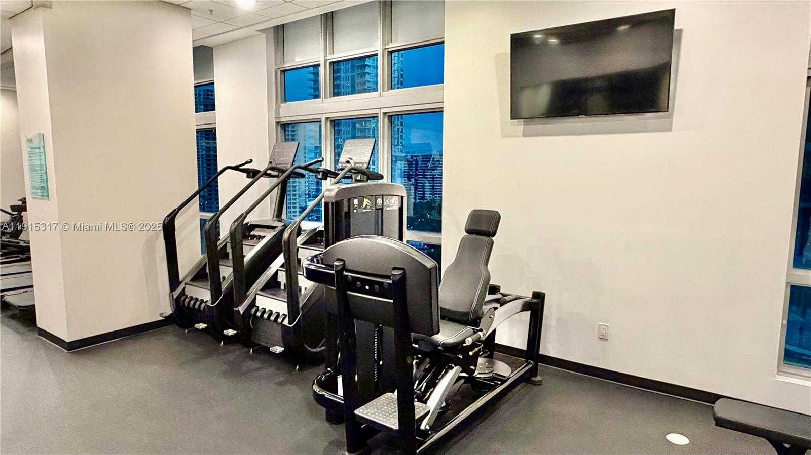 Small Image of 300 SOUTH BISCAYNE BLVD #T-2407, Miami Number 43