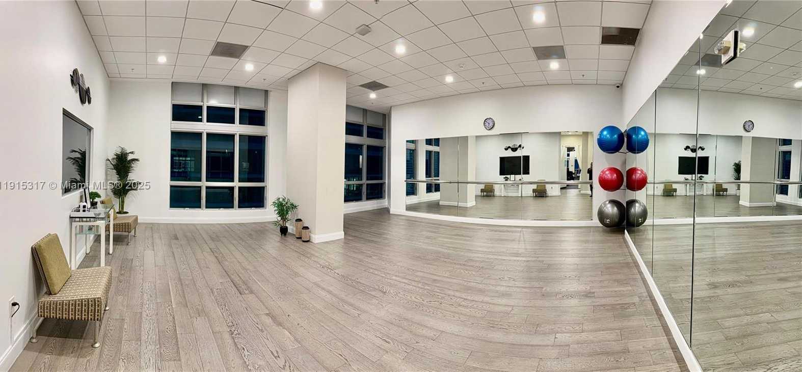 Small Image of 300 SOUTH BISCAYNE BLVD #T-2407, Miami Number 50