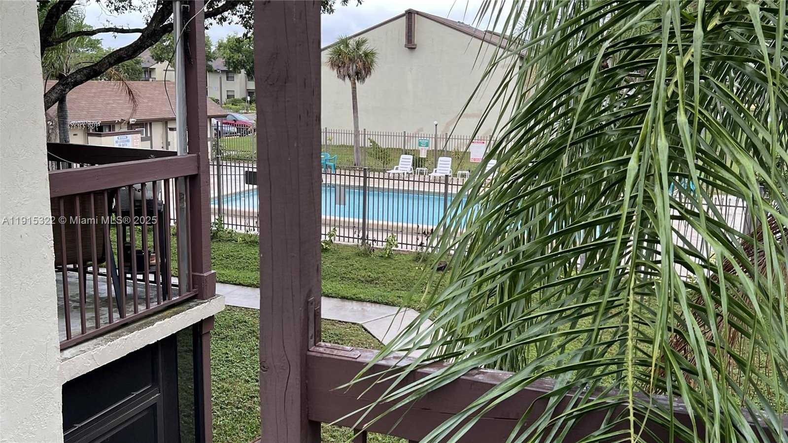 Small Image of 455 NORTH WEST 210TH ST #205, Miami Gardens Number 2