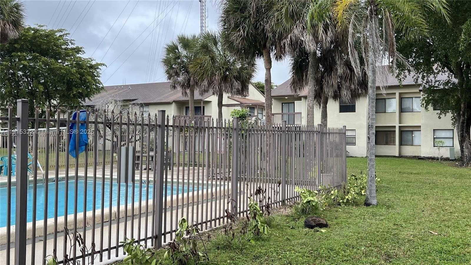 Small Image of 455 NORTH WEST 210TH ST #205, Miami Gardens Number 6