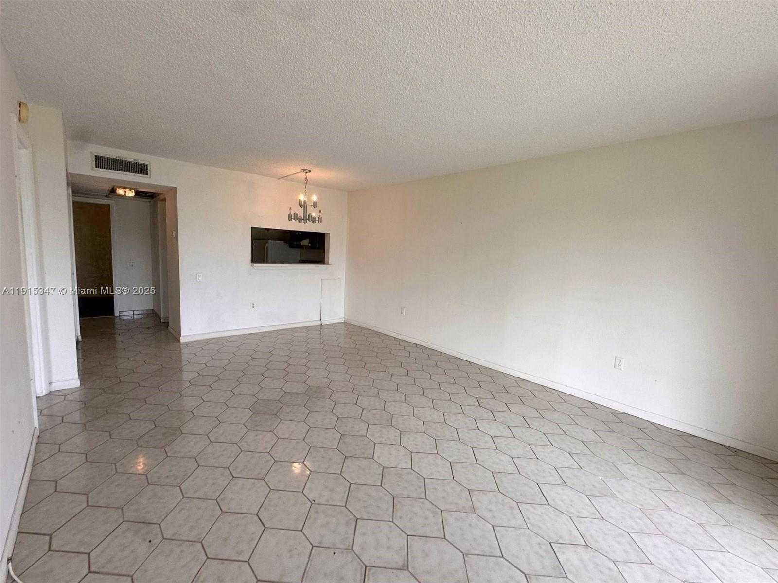 Small Image of 9090 LIME BAY BLVD #106, Tamarac Number 10